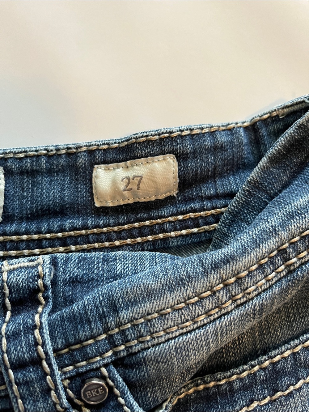 BKE Denim Payton Mid Rise Shorts Size 27 - Picture 10 of 16